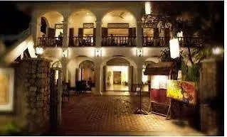 Villa Santi Hotel Luang Prabang 4*,