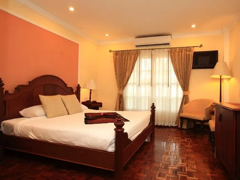 Villa Santi Hotel Luang Prabang